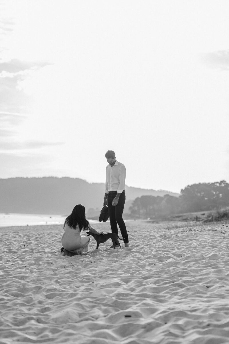 Silvia y Tone: Reportaje de pareja en la playa.