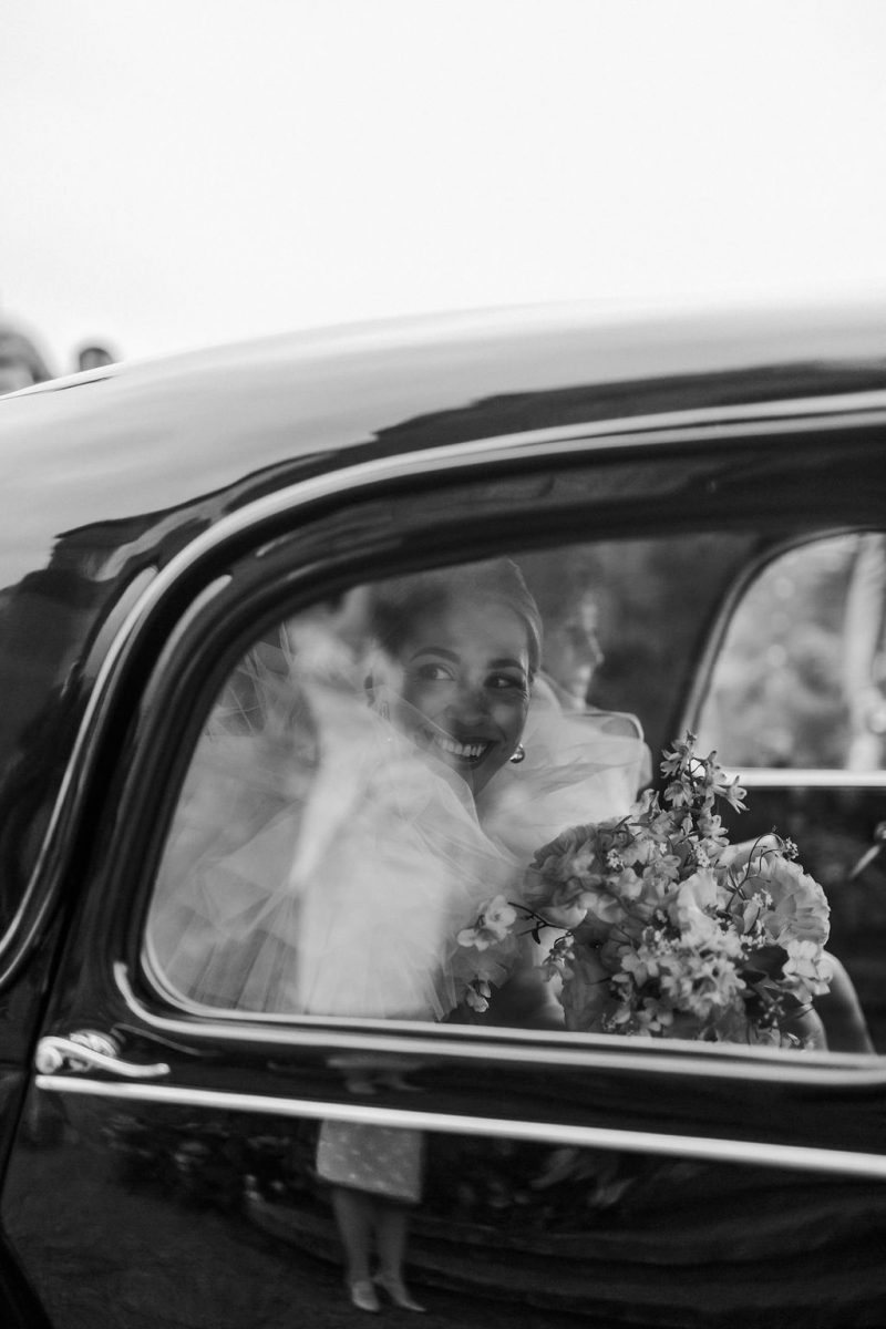Punctum: Fotografía de retrato y documental, centramos nuestro trabajo en fotografiar vivencias, destacando las bodas.